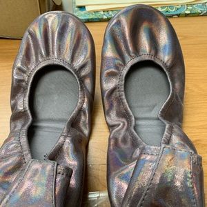 The Storehouse Flats Limited Edition RainbowBronze